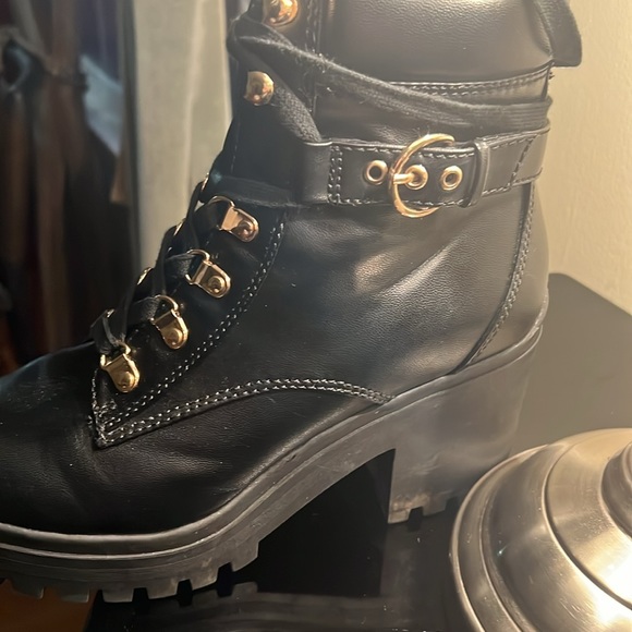 Lace up booties - Picture 6 of 8